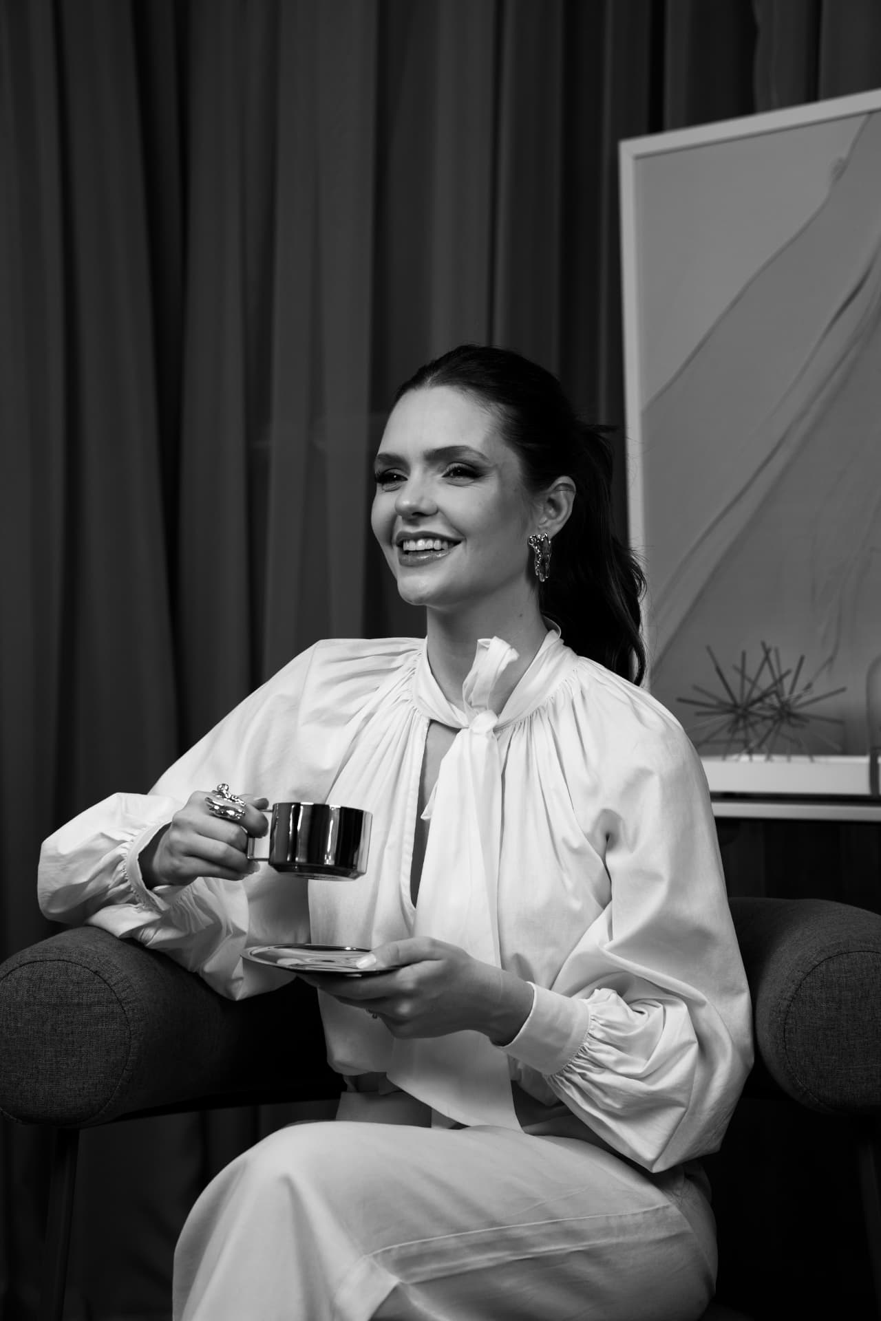 Dra. Lívia durante um momento de atendimento